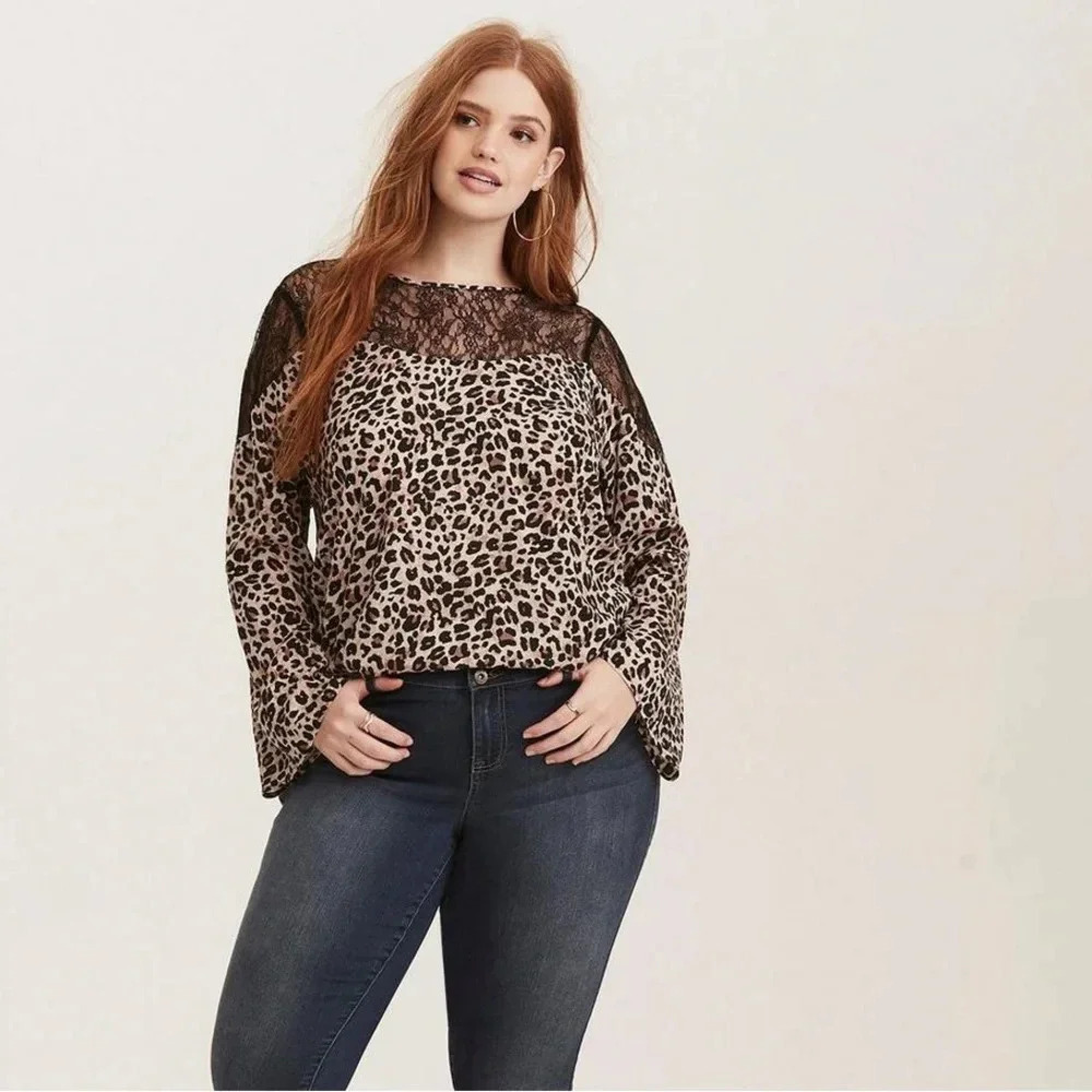 Torrid Leopard Print Challis‎ Lace Insert Top